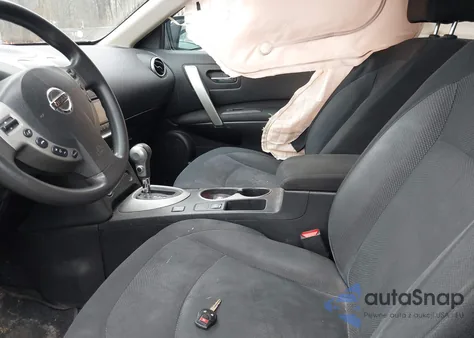 2015 Nissan Rogue Select S z USA, uszkodzony, nr VIN JN8AS5MV5FW752174